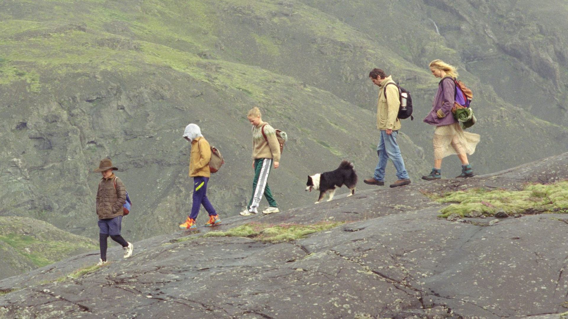 MIŁOŚĆ, KTÓRA ZOSTAJE